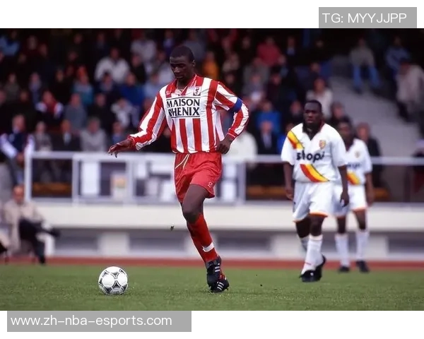 阿森纳租将维埃拉德甲再遭红牌情绪失控五轮内两次被罚下 阿森纳租将维埃拉德甲再遭红牌情绪失控五轮内两次被罚下